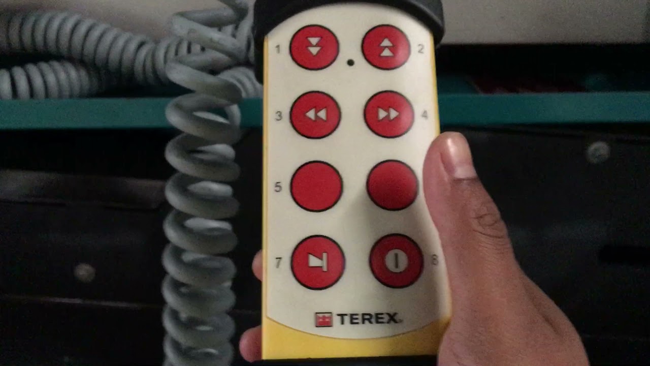 how to tracking the Powerscreen XA 400 S, XR 400 and PT 400 mobile crusher.