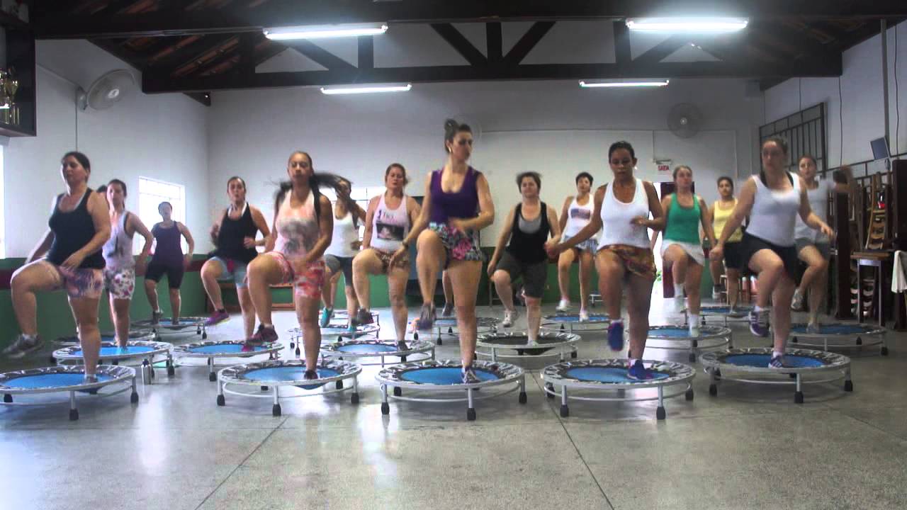 Aula de Jump Prof Tici Ribeiro, Max 38 música 1