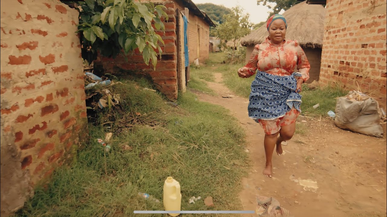 Lacoo Mito Bedo Free (Official Video) By Docky Sandie Akello (Nya Otwo) 