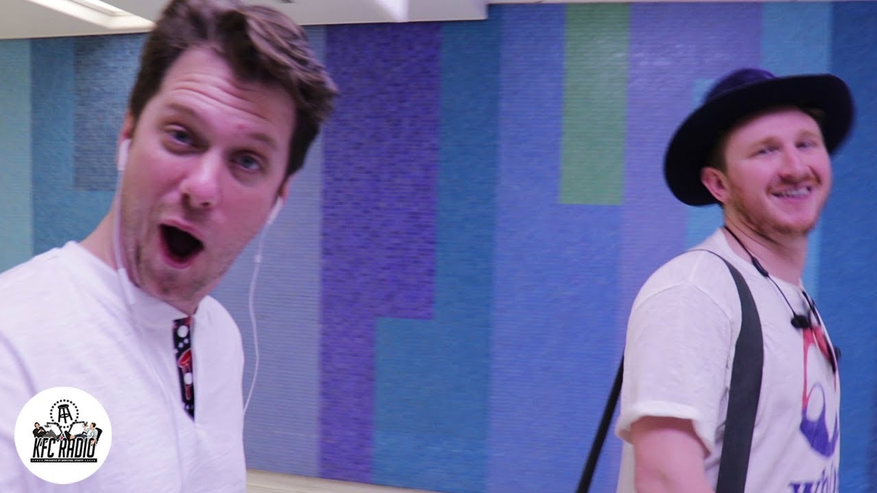 They Think I Look Like John Mayer &mdash; KFC Radio Out of Office #9 Day 1