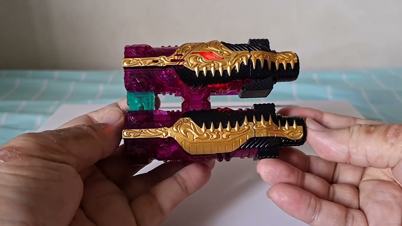 Bootleg DX Prime Rogue Fullbottle Kamen Rider Build Rogue Prime Rogue