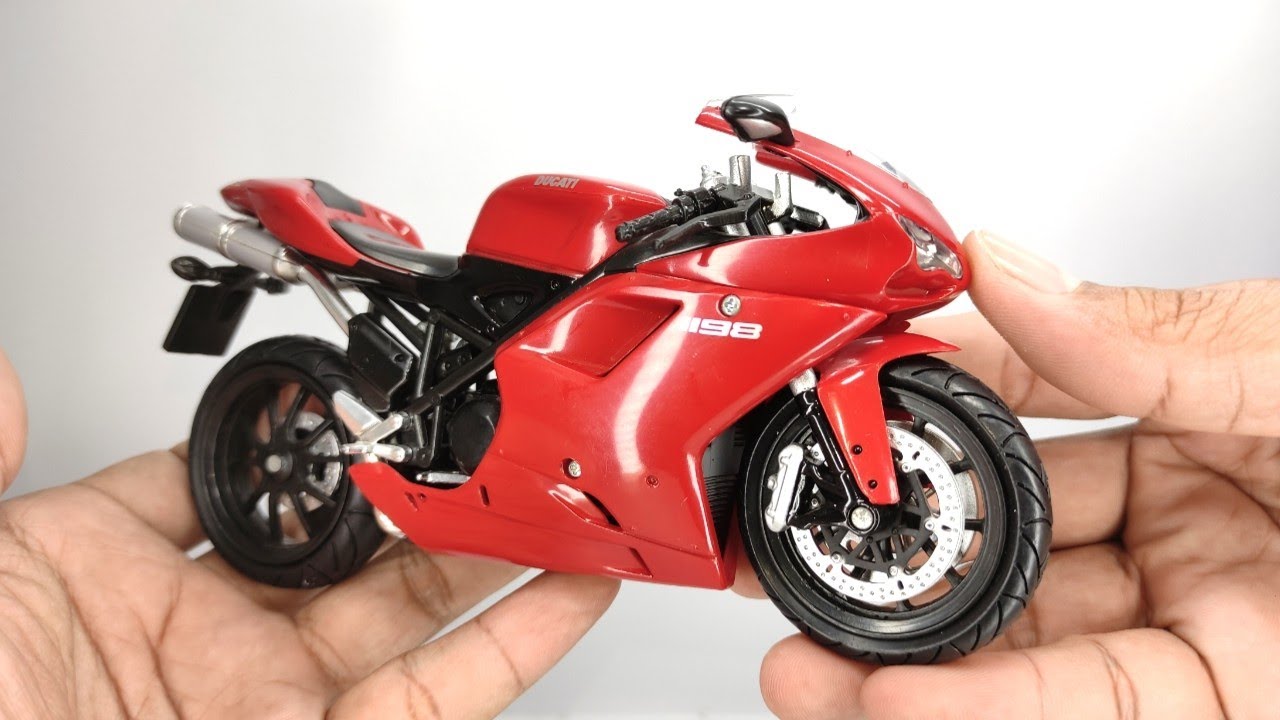 DUCATI 1198 Diecast Model Motorcycle | Unboxing & Review