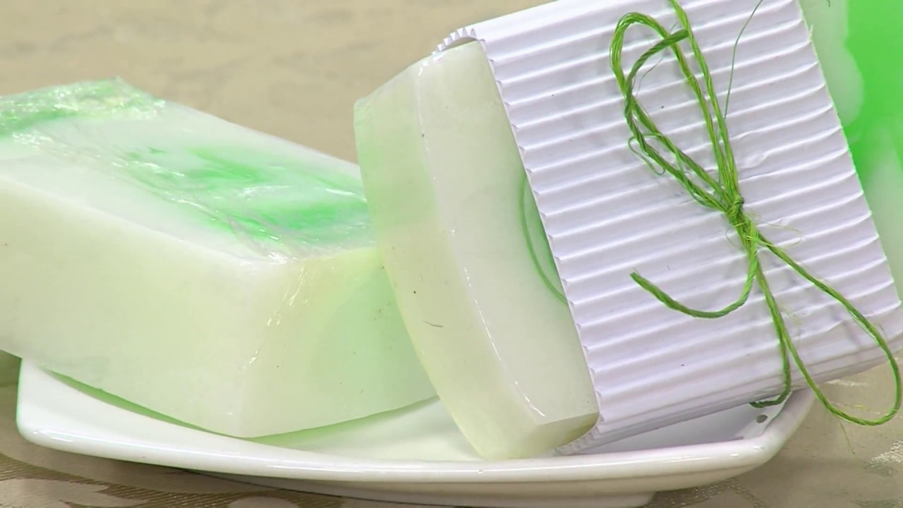 Como Hacer Jabon Artesanal de Pepino y Leche - HomeArtTv por Juan Gonzalo Angel