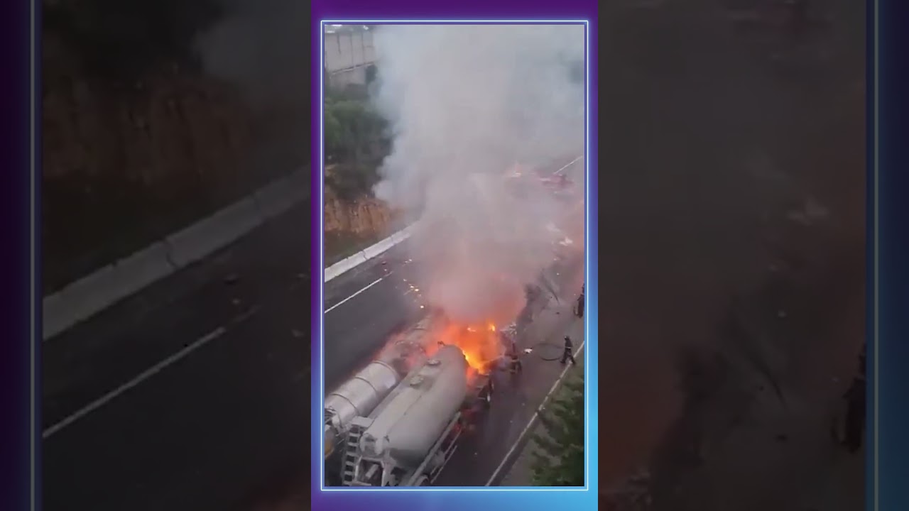 #ObjetivoCiudadano. Explosi&oacute;n de una pipa provoca el cierre de autopista Chamapa-Lecher&iacute;a.#Latinus