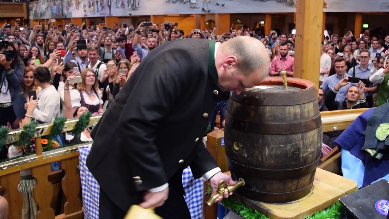 Münchner Oktoberfest Anstich Hacker Festzelt