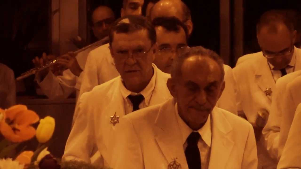 DEUS É QUEM ME DOMINA - FLOR DE JAGUBE - PAD.VALDETE