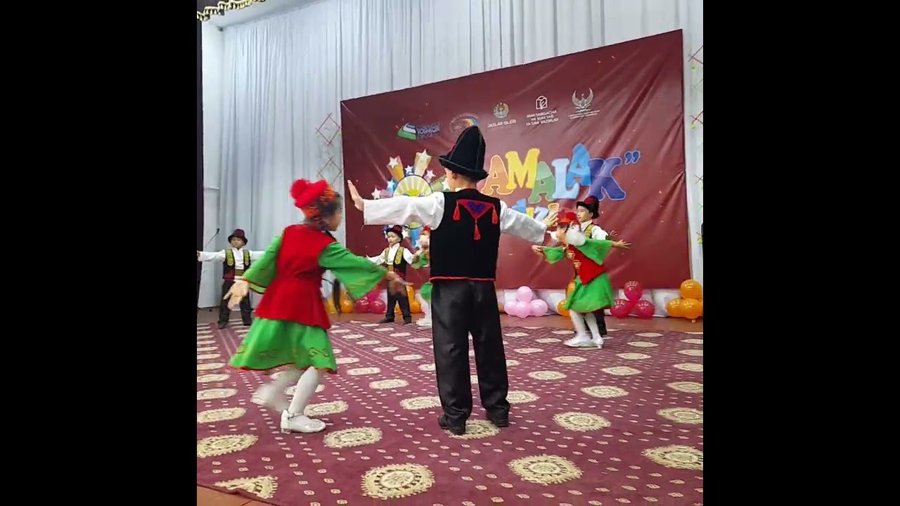 Камалак юлдузлари.  Кунгирот тумани боскичи. 5 богча тарбияланувчилари