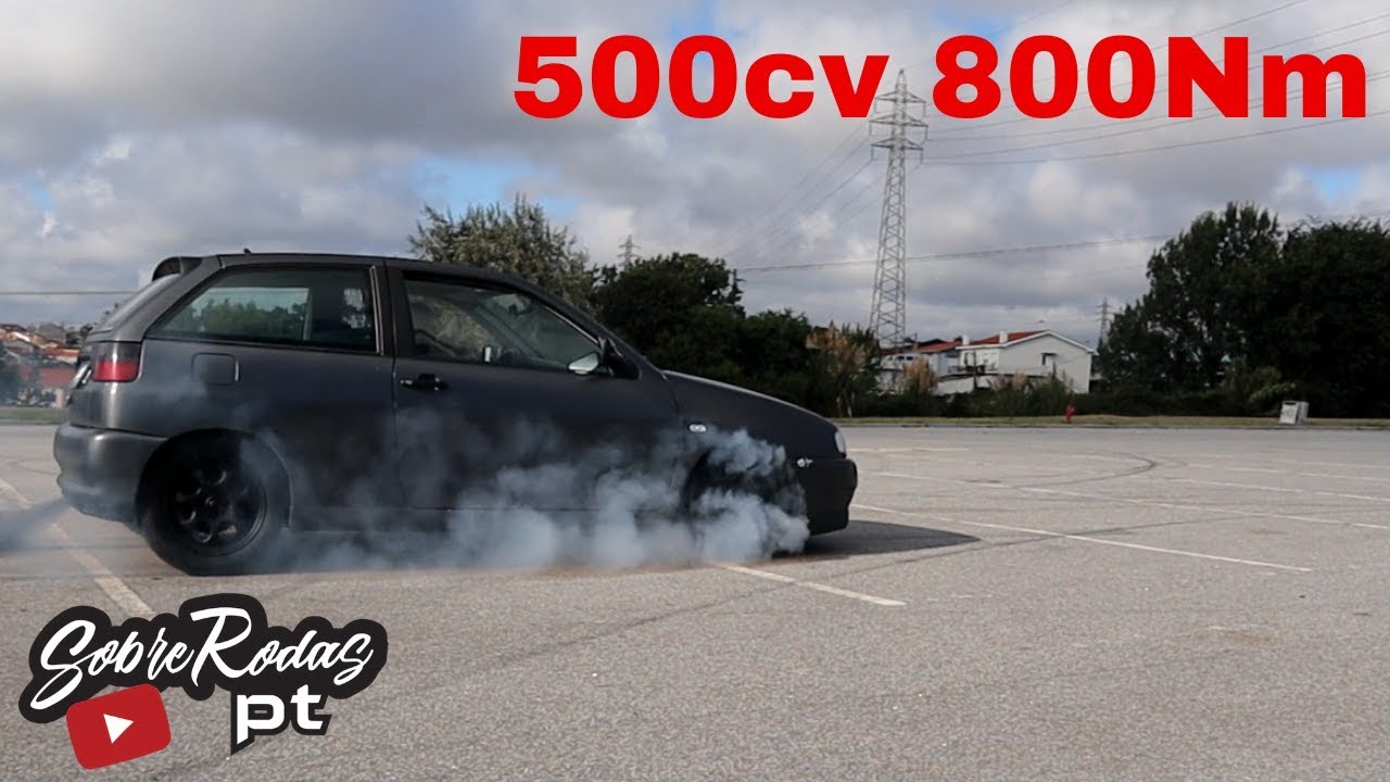 Uma canoa com mais de 500cv e 800Nm