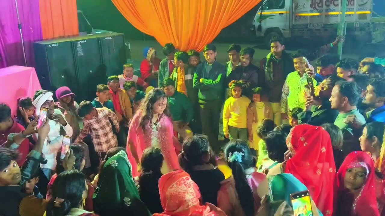 छोरा गांवन को देशी तू छोरी इंग्लैंड की || मैं दीवानों