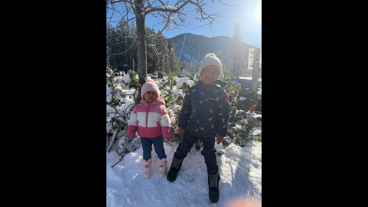 Playing in the Snow ❄️☃️ | Aari & Nitu at Lake Tahoe, California, USA