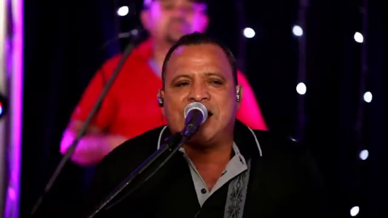Tomando y pensando (en vivo) - Herminio Rojas y El Ritmo Sensacional