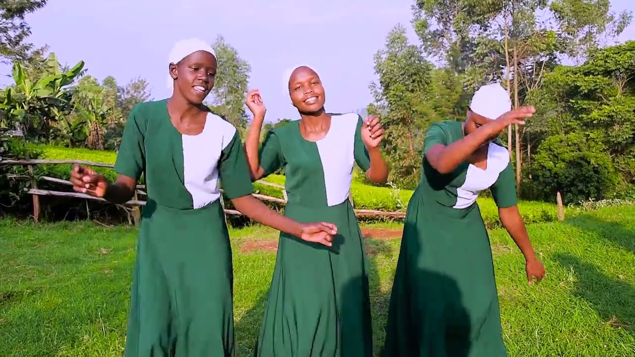 KIBOIBOI KEMITEN PRE-WEDDING SIROIN LATEST COLOURFUL SABARTH SONG