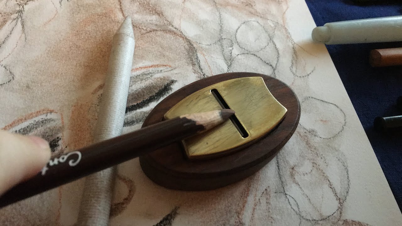 Checking out the bases for the Høvel pencil sharpener | thank you 