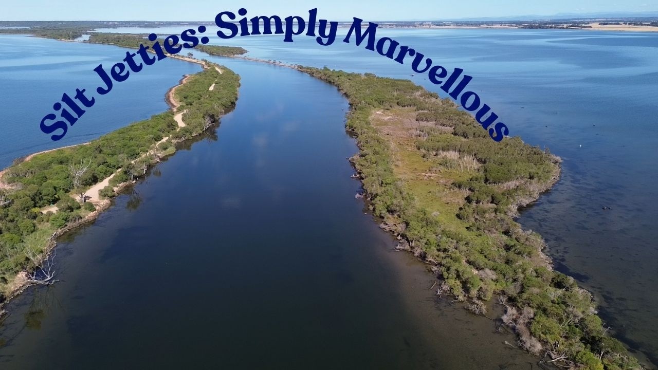Paddling the world famous Silt Jetties!