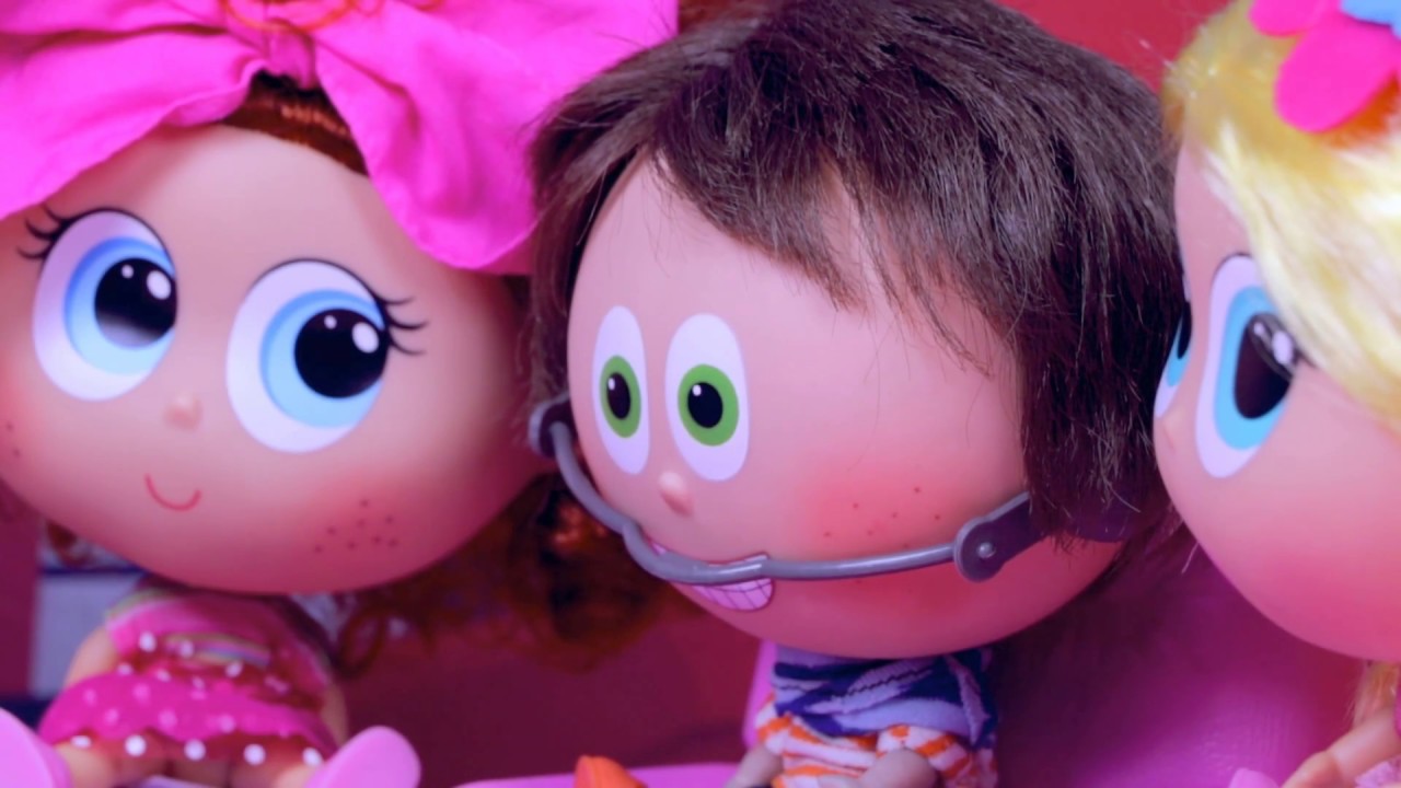 DISTROLLER Chamoy y CHICOZAPOTE en su FIESTA de AÑO NUEVO! - Juguetes Fantásticos