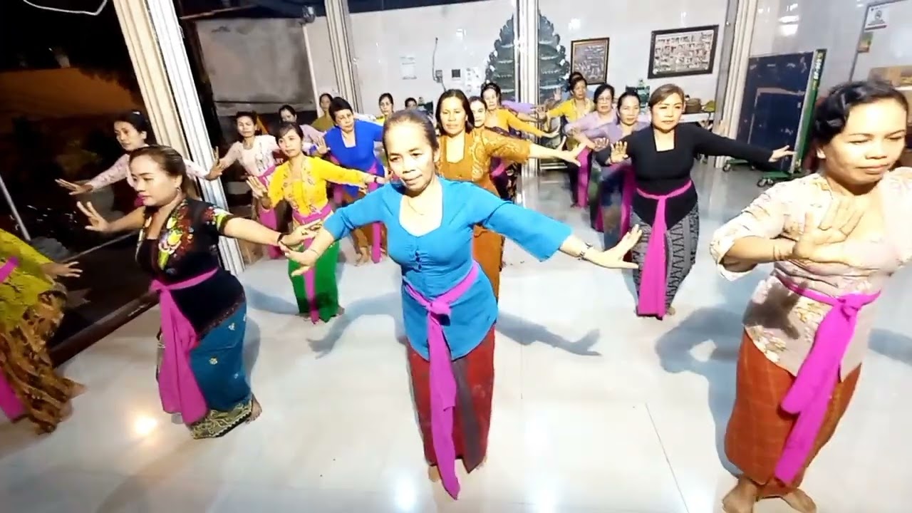 Latihan Rejang Renteng