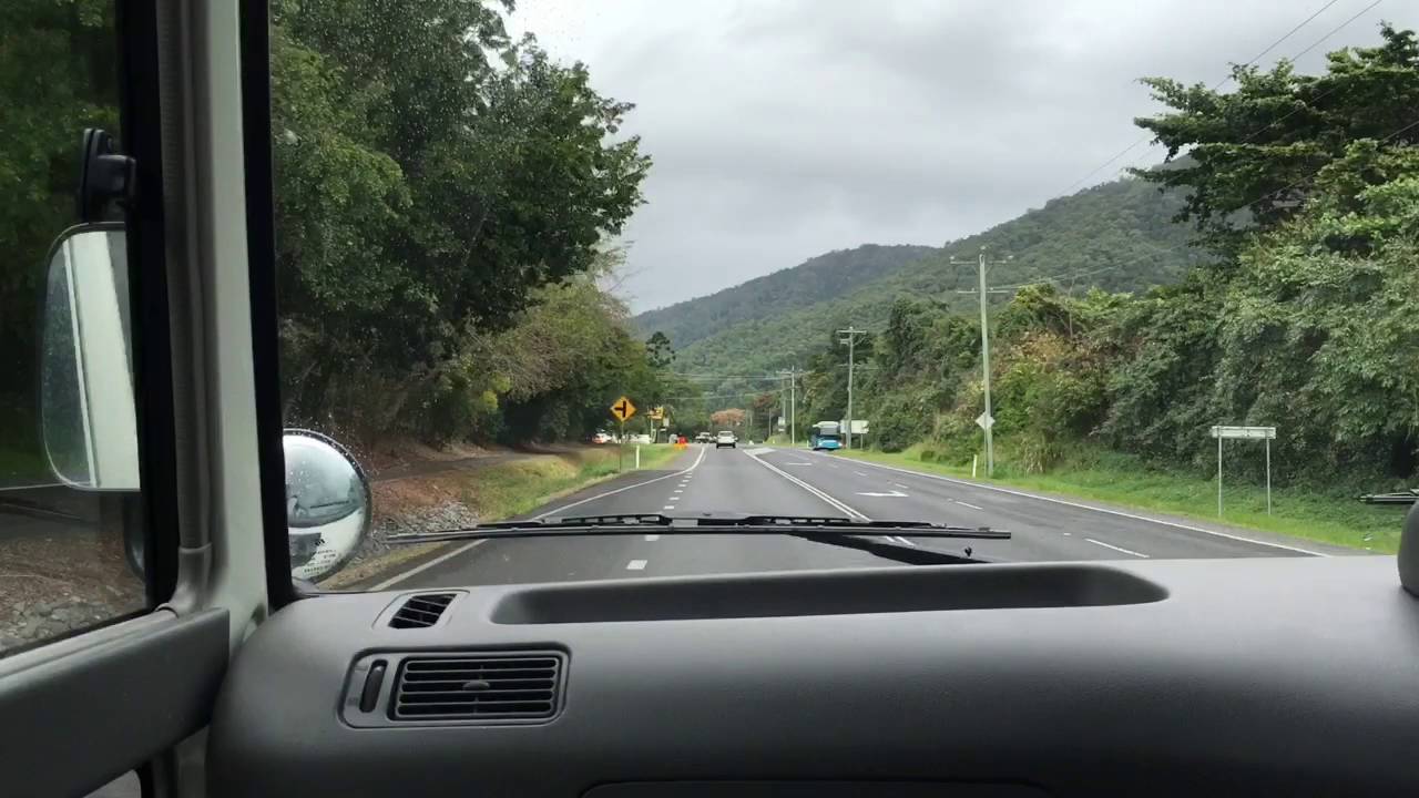 Port Douglas Shuttle to Cairns Airport