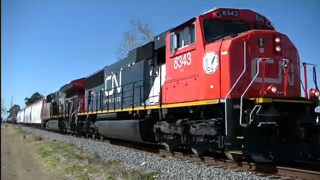 CN A419 passes through Lutcher, LA
