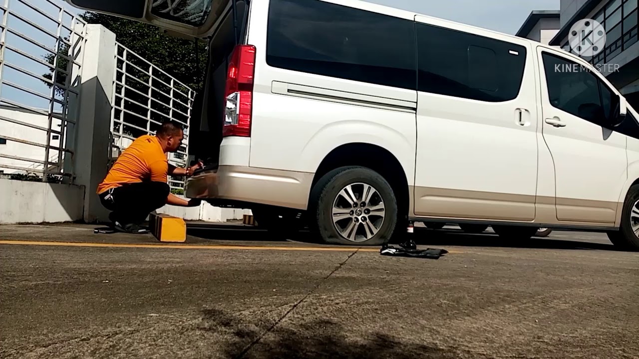 Pagpapalit ng gulong