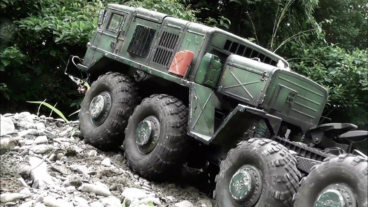 Cross RC　 BC8 Mammoth　MAZ537