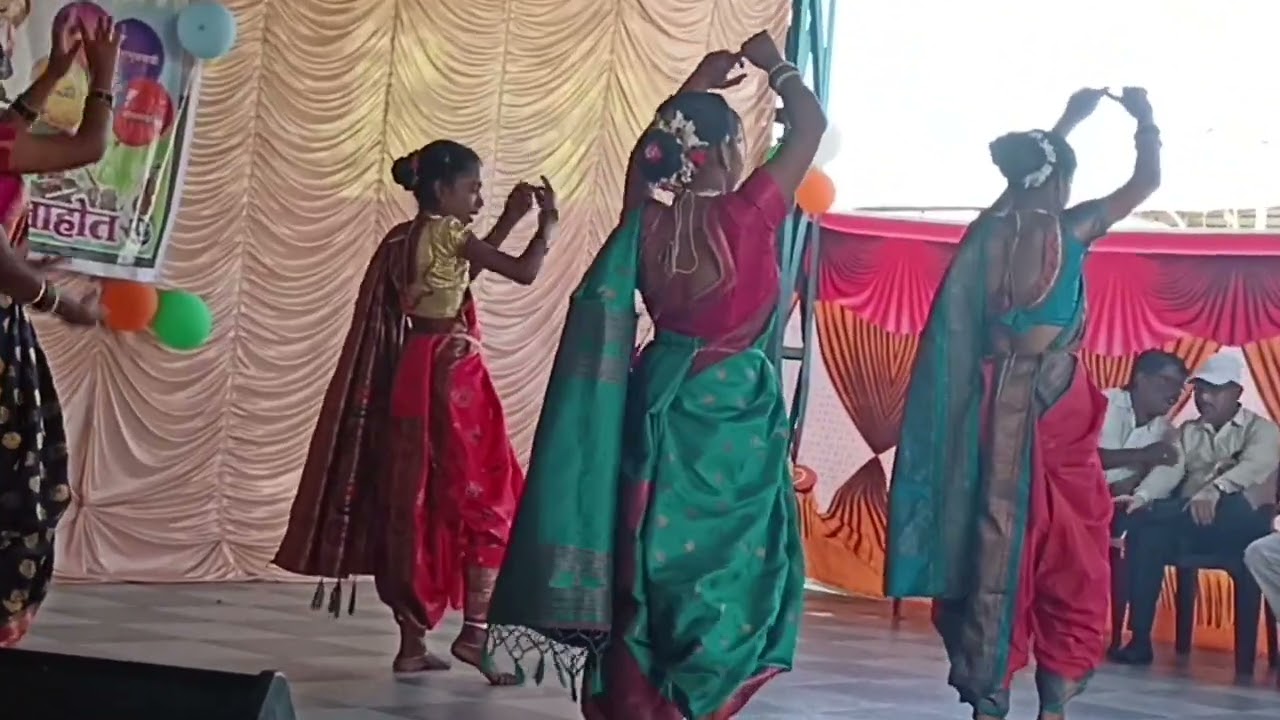  बाल आनंद मेळावा विद्यार्थी डान्स.(मुली)