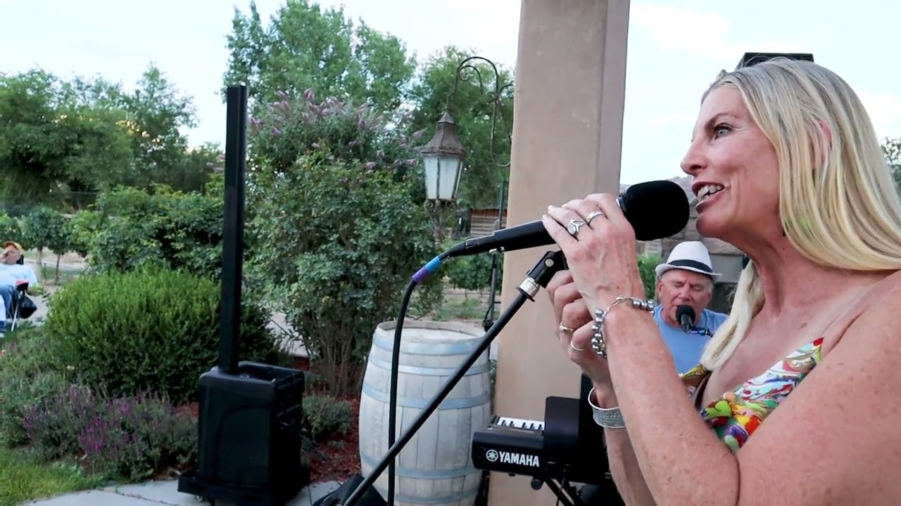 Wild Flight - Colors (Live in the Grapevines HD)