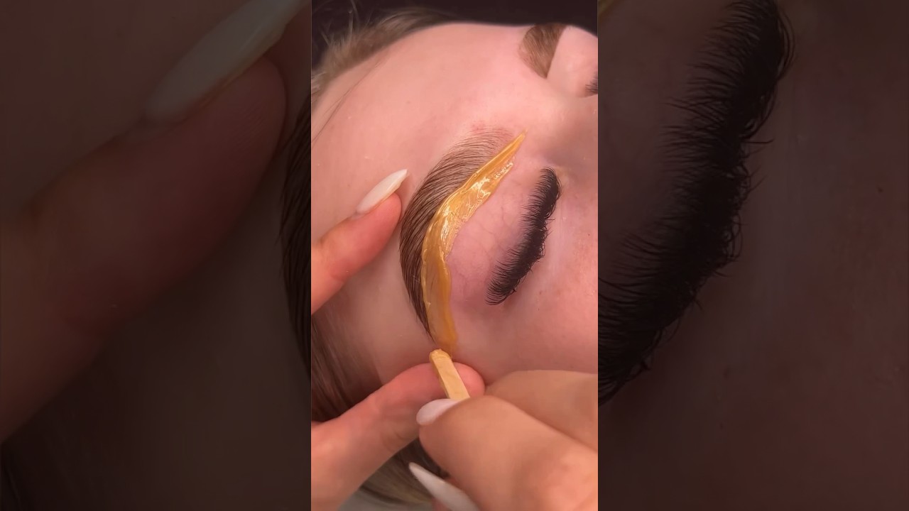 Make your brows more darker and fuller.🥰 #browlamination #browtinting #browlifting