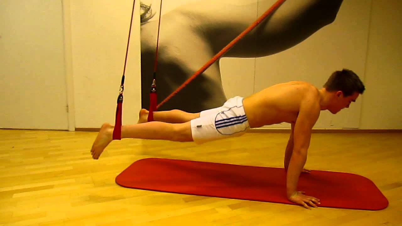 Redcord Excercise 5 - Dynamic Crunch