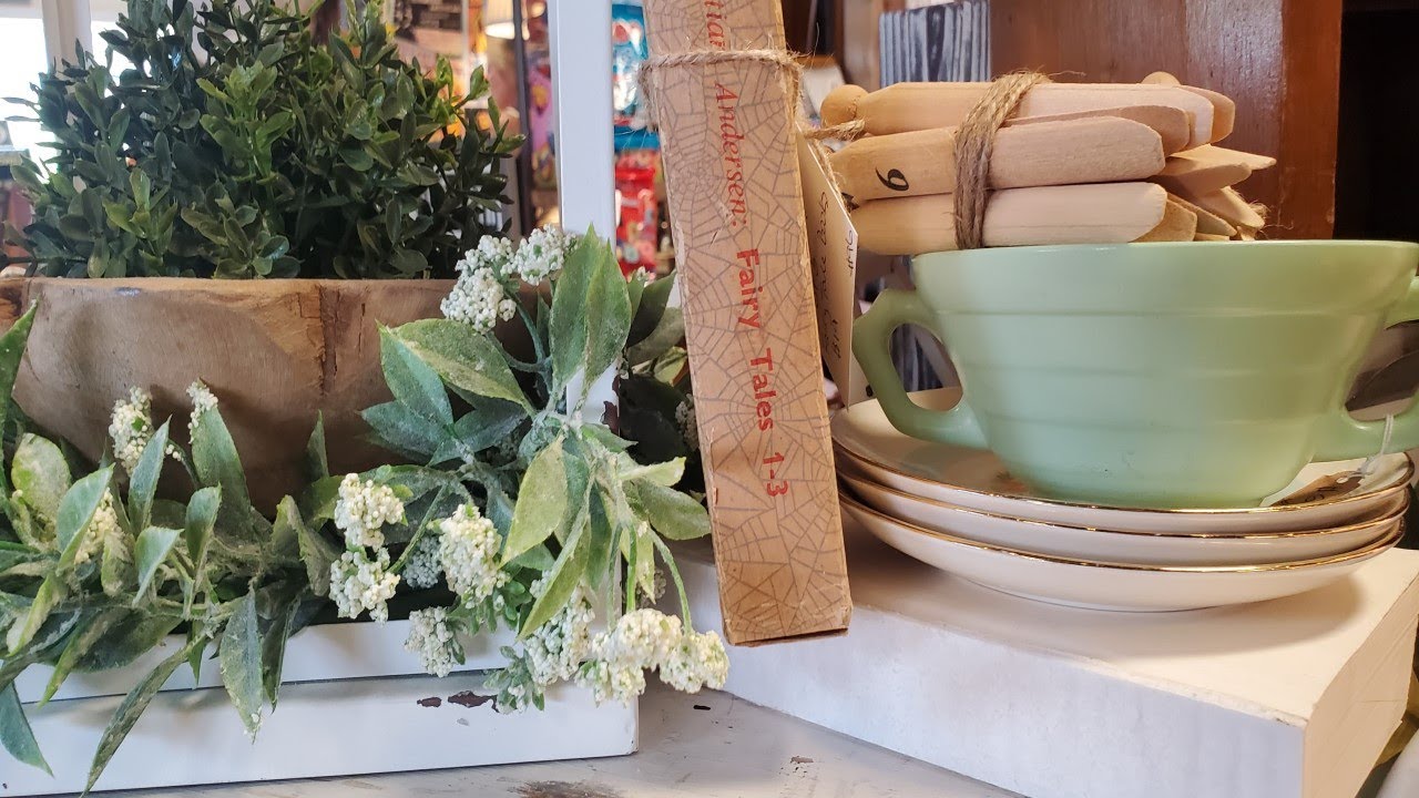 Cottage Style Home Decor Shop Booths Tour | Summer 2023 | Display and Decorating Inspiration