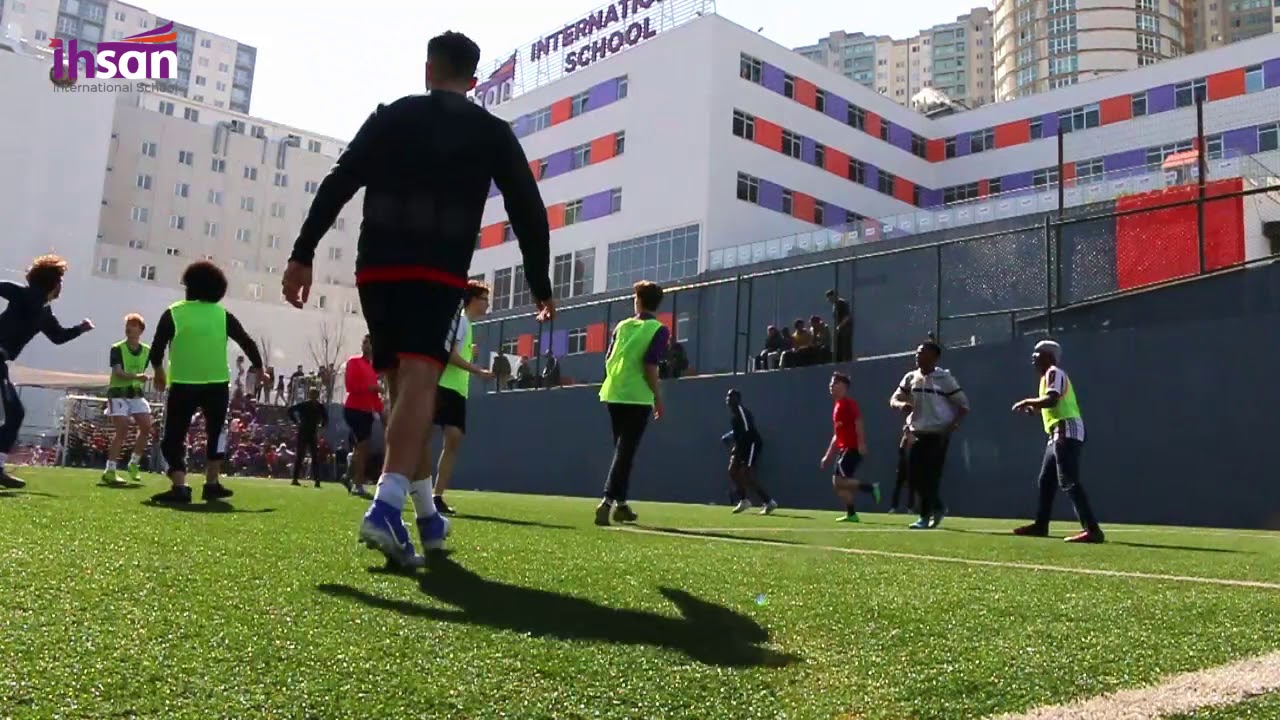 Football matche / Al Mawakeb X Al Ihsan