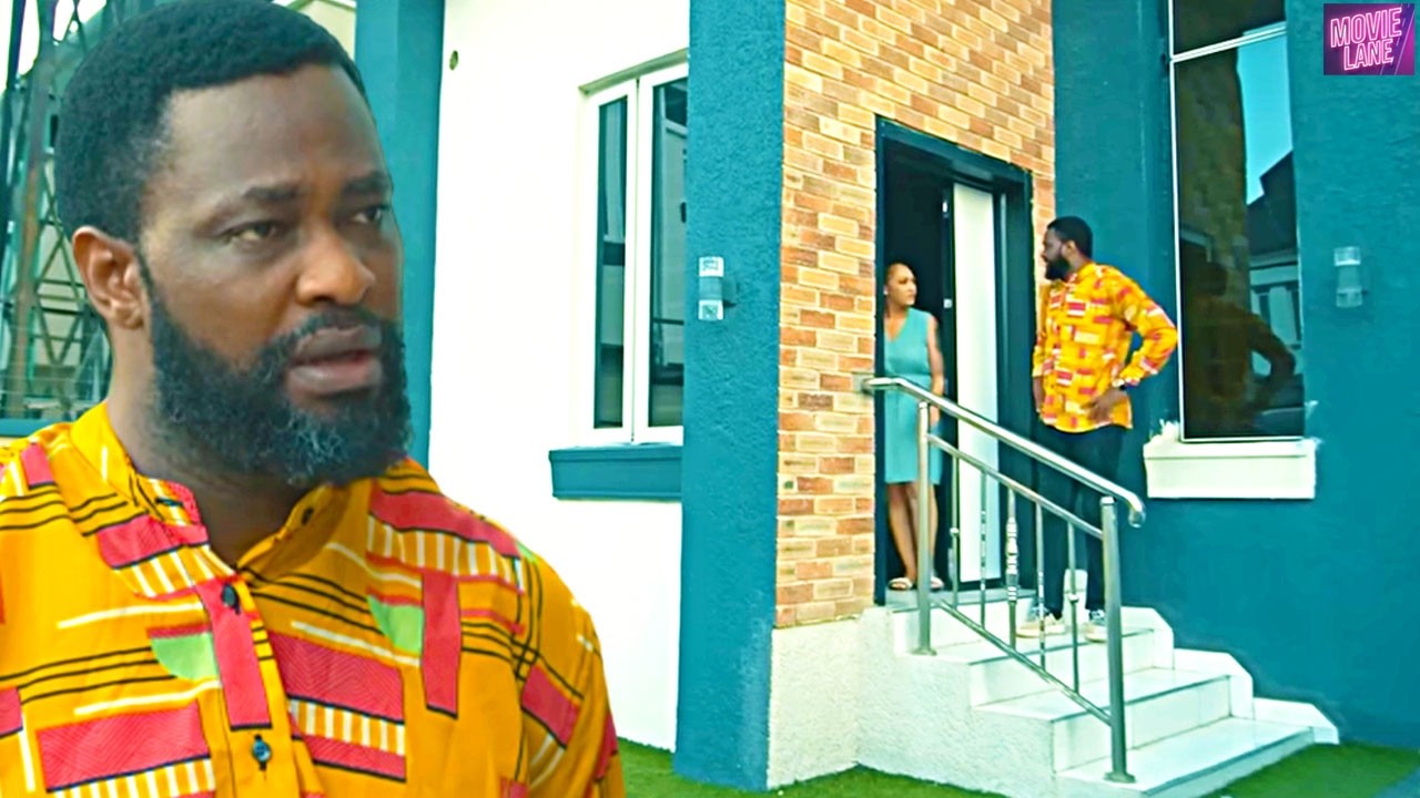 She Looked Down On The Poor Carpenter Not Knowing He Was The Billionaire She Has Been Chatting With