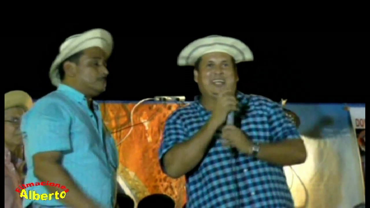 GALLINO LAMENTO  Richard Rodriguez y Zacarias Marin