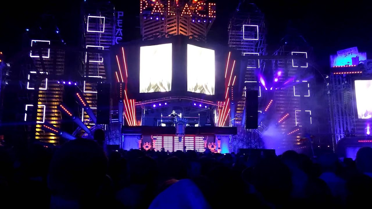 Boomtown 2015 - Banghai Palace Ending (last five minutes) - Goldie b2b with Dilinja