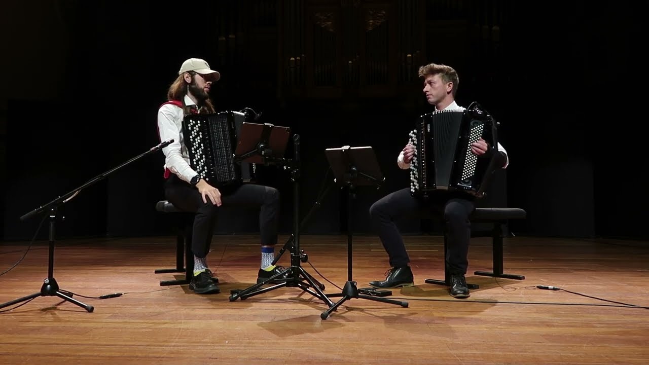 Two Systems - Prelude and Fugue in Es major (BWV 552), J.S. Bach