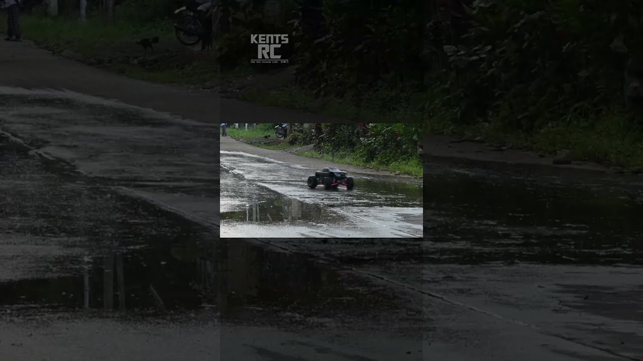 RC CAR TRAXXAS XMAXX BEAST?