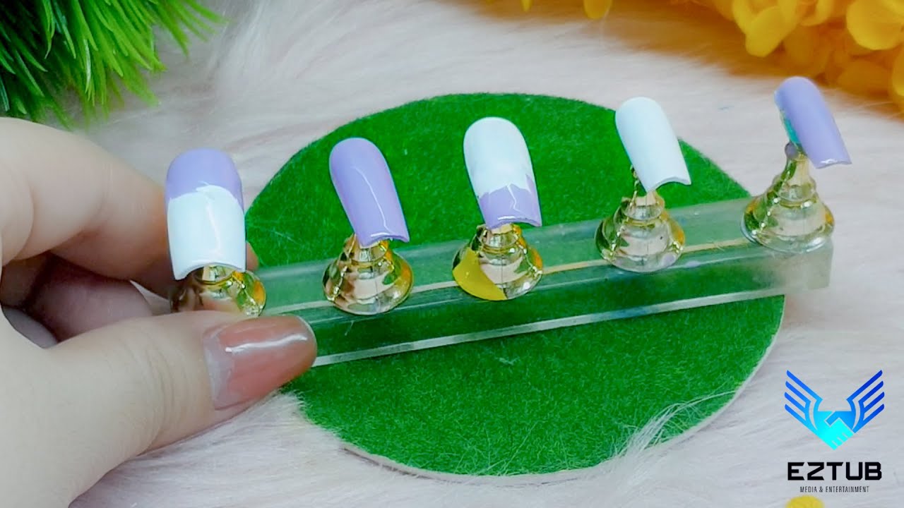 How to make pastel purple and white nail | Lavender purple and white nails for summer