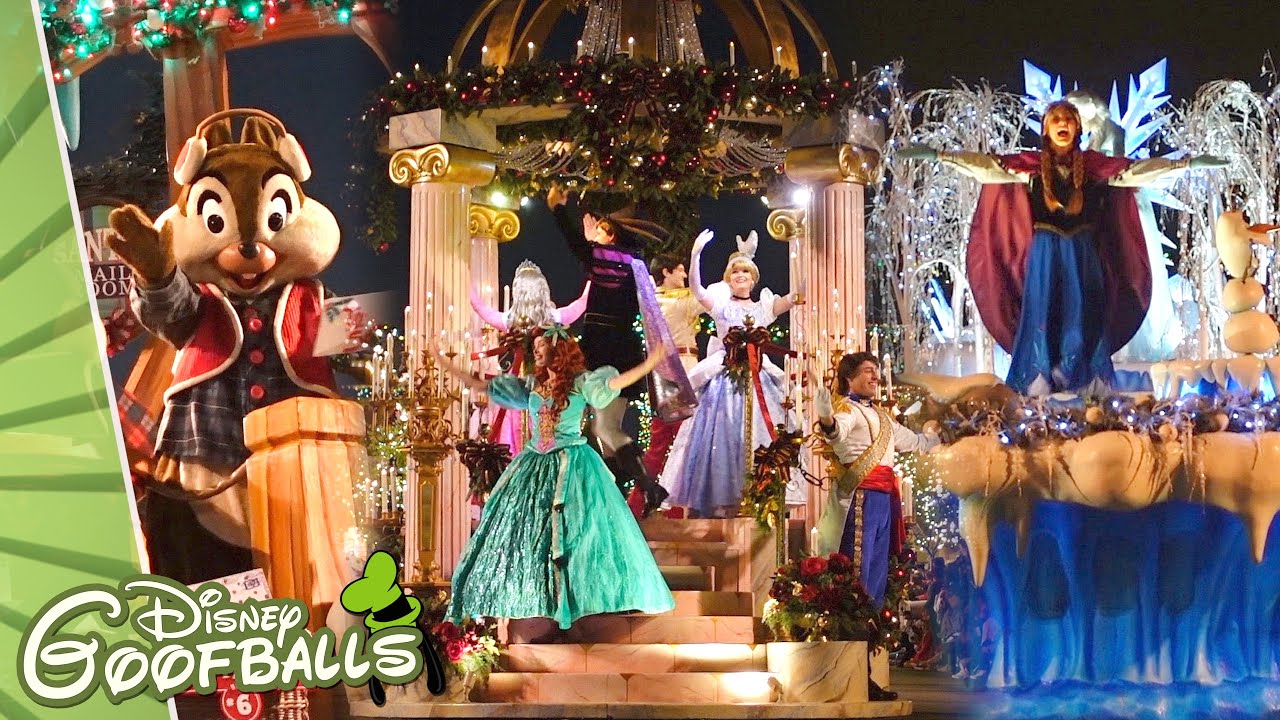 A Christmas Fantasy Parade [Nighttime] - Disneyland Resort Anaheim 2021 🇺🇸