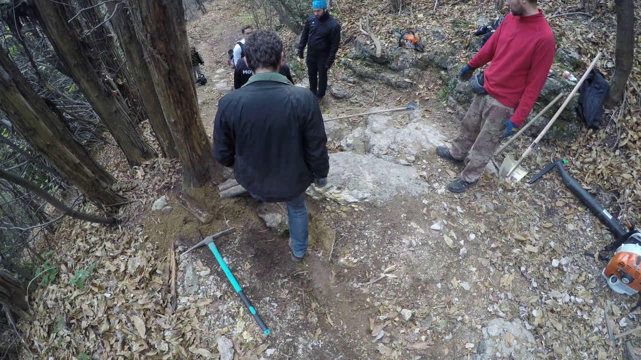 Trail building day in Tavernerio