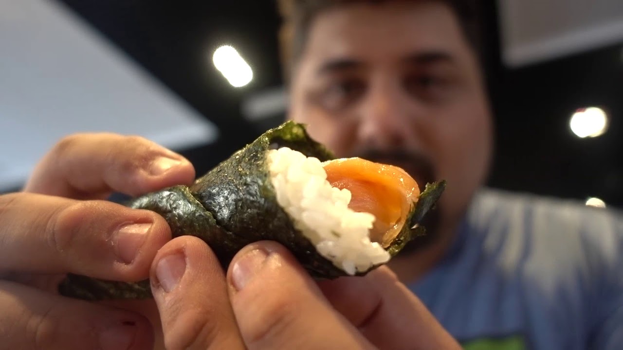 PAGO IL SUSHI AI FAN! - Raduno al SUSHI