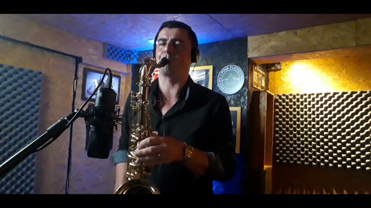 Esperando na Janela ( Cogumelo Plutão) 2000 - Sax