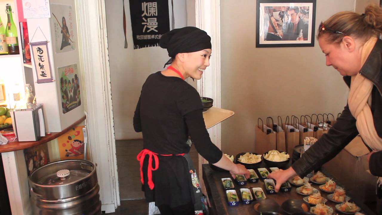 SMUG-TV: Japansk drinkkurs på Izakaya