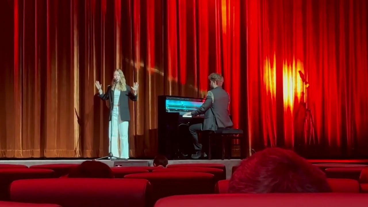 Emilio Piano ft. Lucie - Maison - live Astor Film Lounge bei der Filmpremiere 