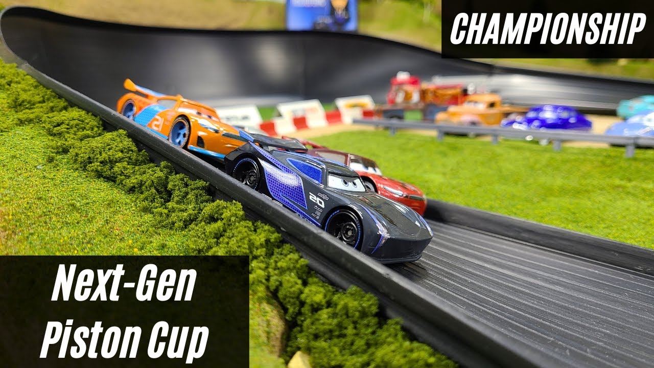 Кто выиграет Кубок Поршня? Чемпионат Disney Cars Racing (финальная гонка Кубка Поршня следующего ...