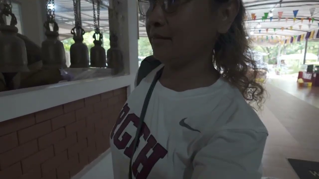 A walk around a 500 years old Temple in Rayong 
