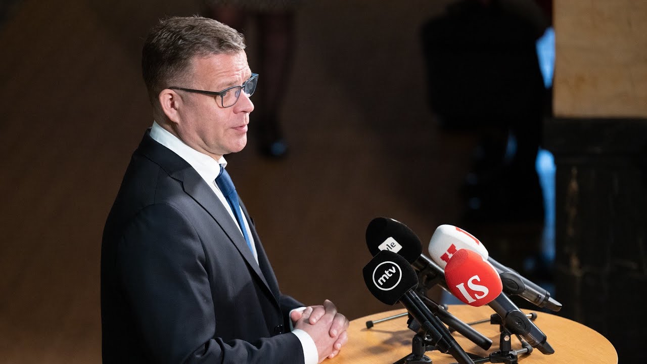 Hallituksen muodostaja Petteri Orpo Säätytalossa 2.5.2023