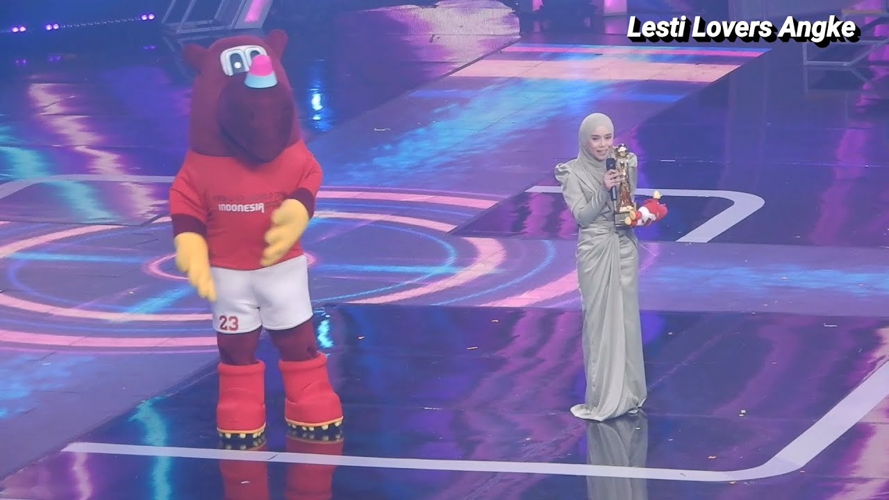 Lesti Meraih Penghargaan Penyanyi Dangdut Solo Terpopuler Dan Sosial Media Darling Di Ida 2023