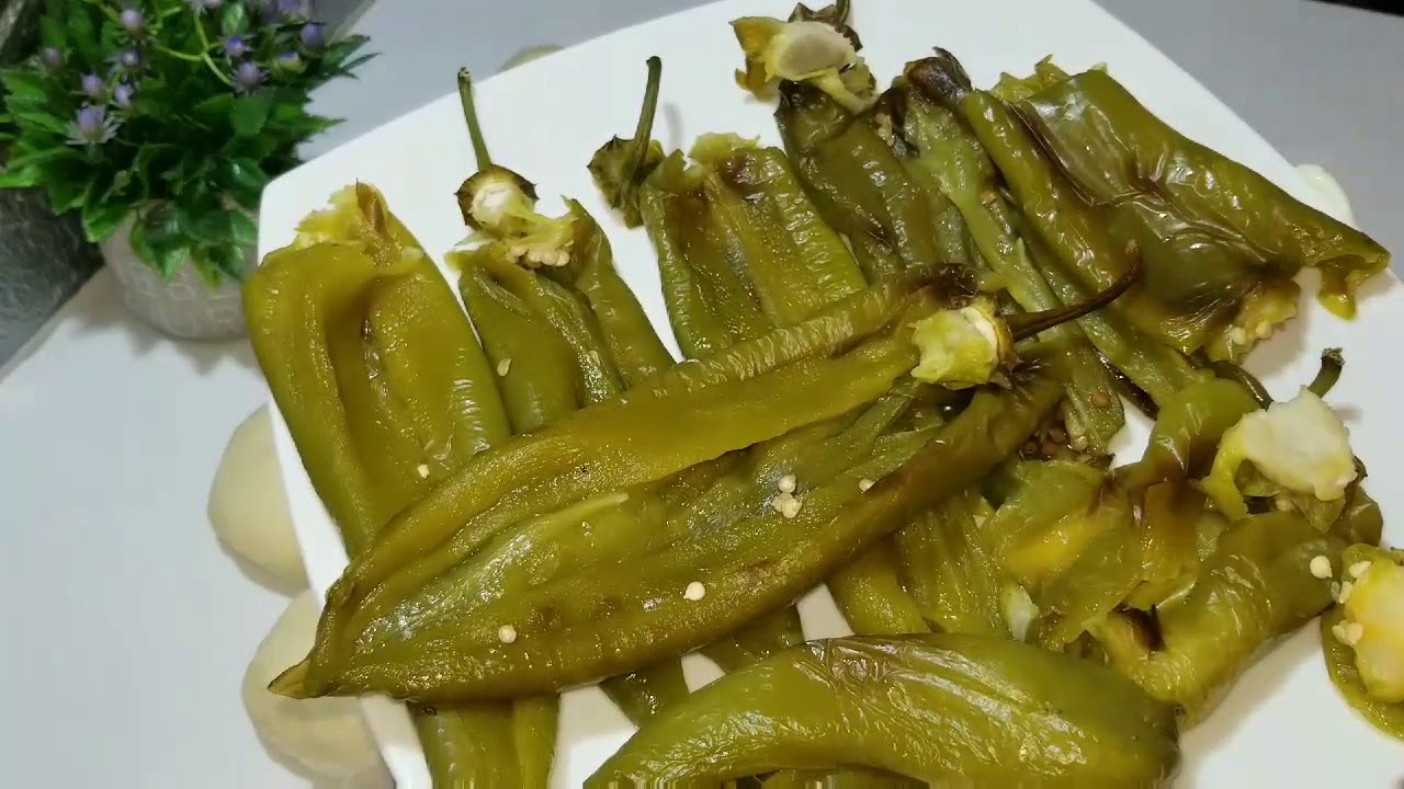 خبز محشي بالفلفل والجبن بعجينة قطنية رائعة بنة لاتقاوم