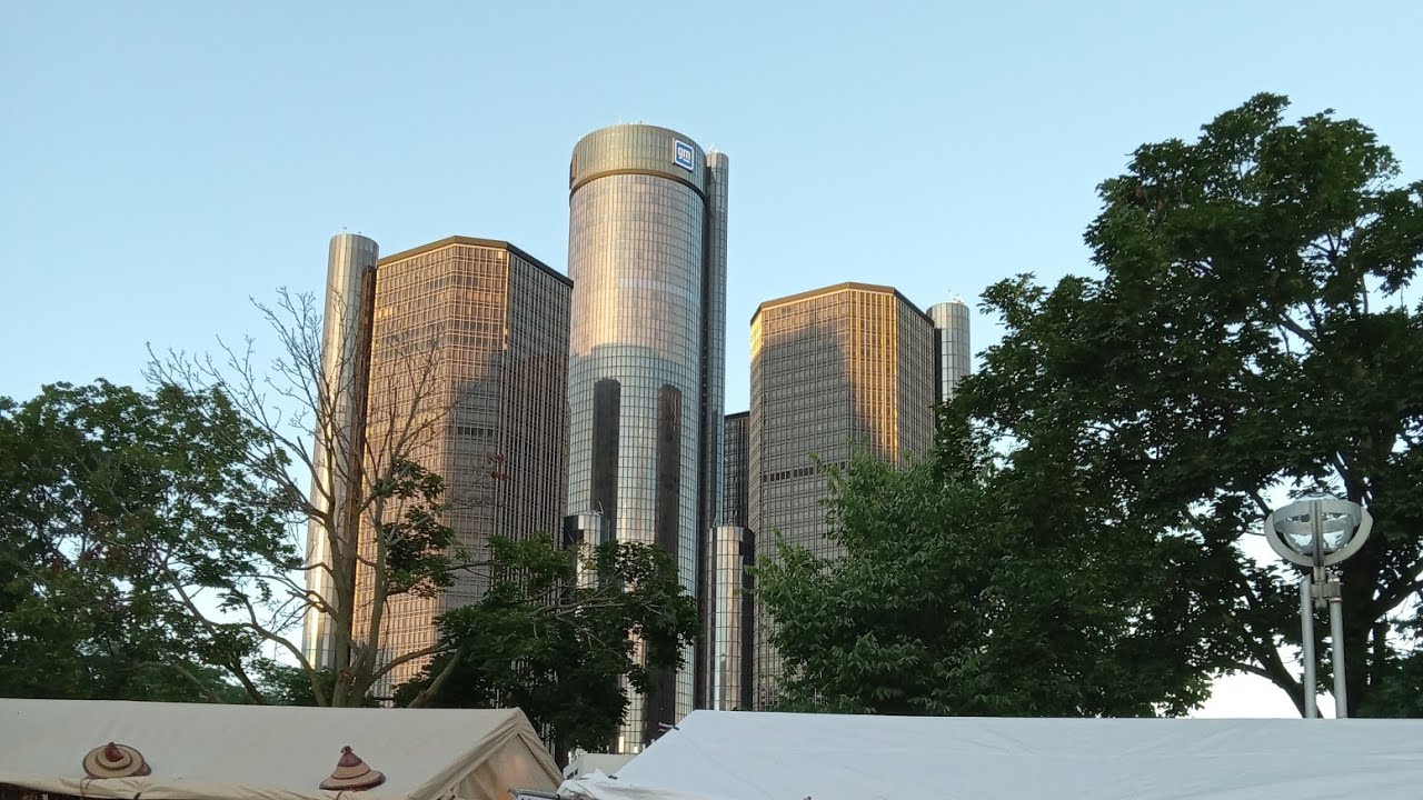 Detroit Vibes 🌍 African Fest + Canada Sighting 🍁Detroit Spirit -Hart Plaza - More Coming Soon
