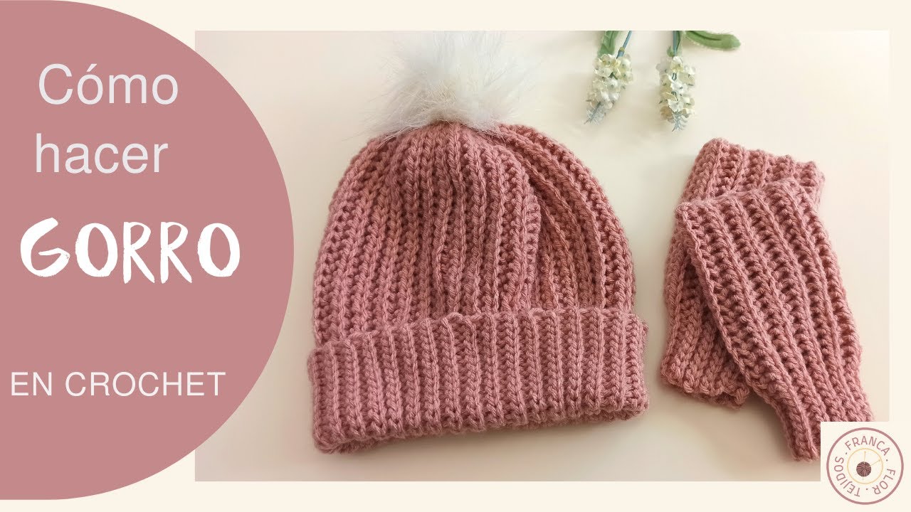 Gorro a crochet en falso punto inglés.