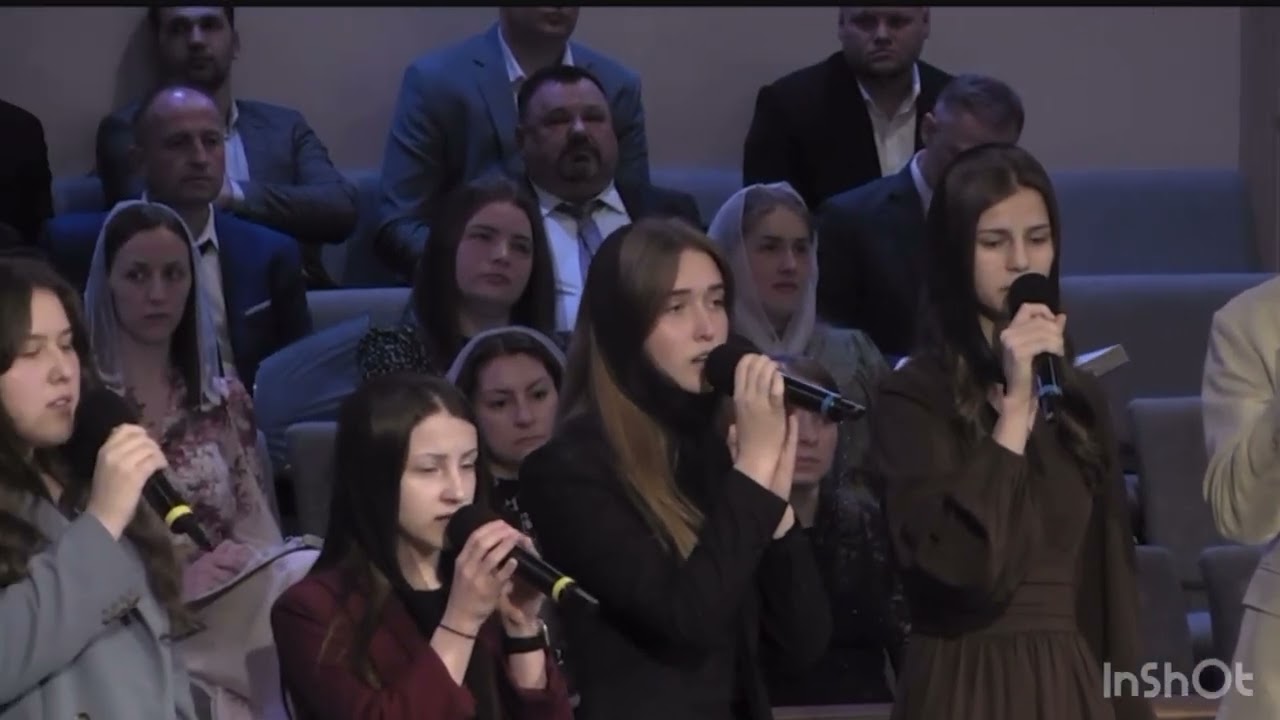 Тихо в Аравії, росами ранніми 